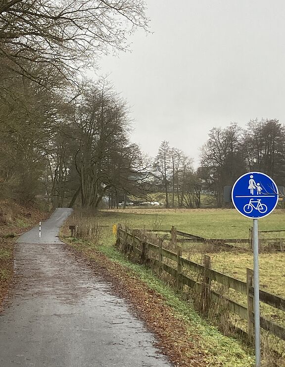 Beginn des Herptalradweg in Walldorf Blick von Walldorf in Richtung Melkers am Beginn des Herptalradweges