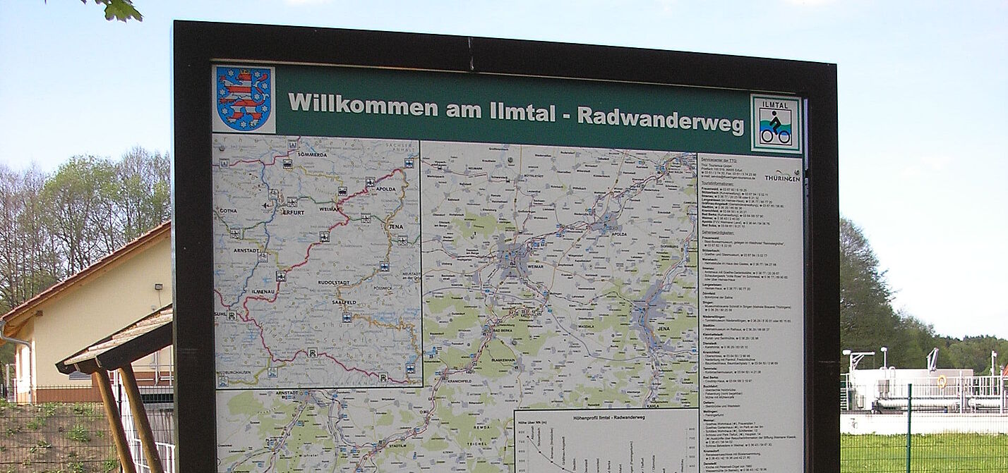 Schautafel am Ilmtal-Radweg Schautafel am Ilmtal-Radweg