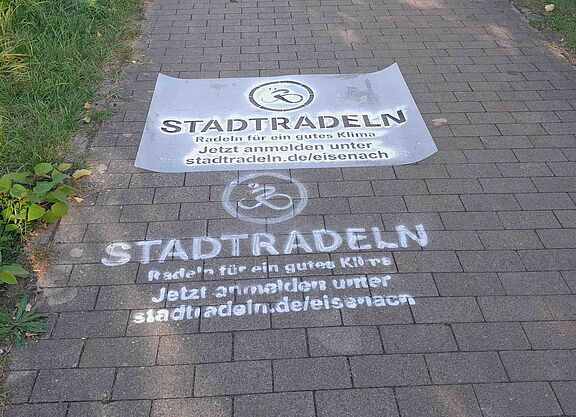 Radweg mit Stadtradelwerbung